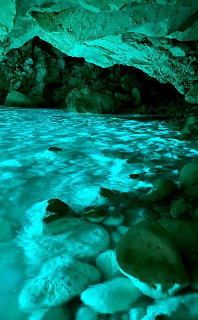 Blue Cave & Grama Bay Boat Tour